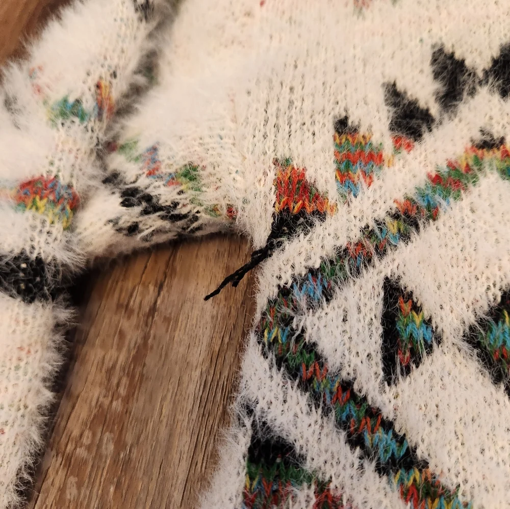 Takara Sweater - Picture 4 of 6